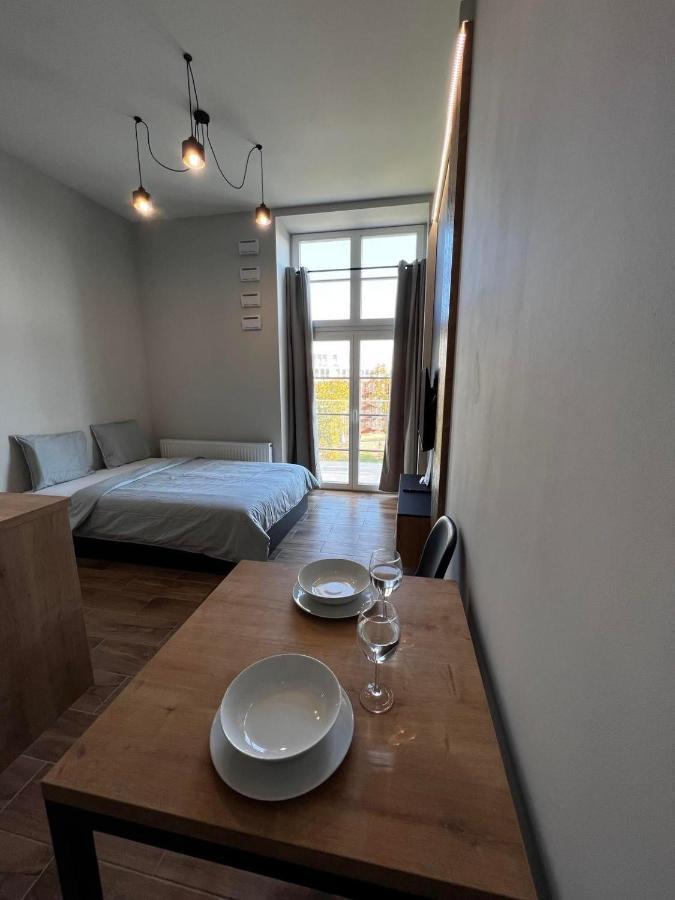 Property Apart - Plac Jana Pawla II Centrum ヴロツワフ エクステリア 写真